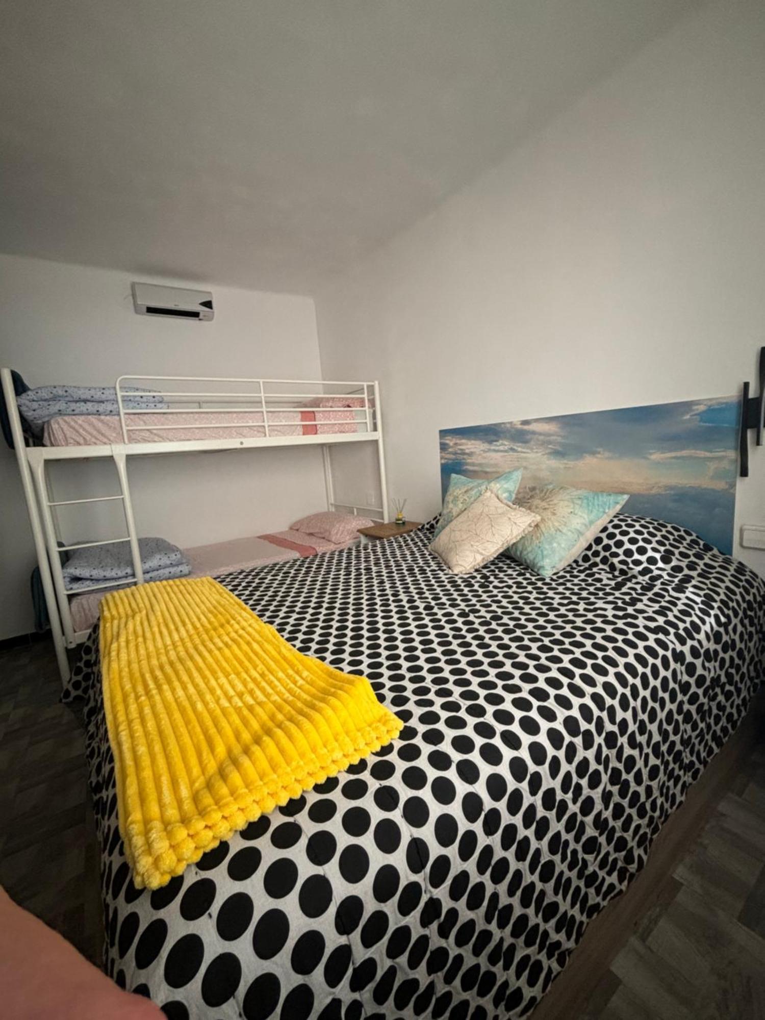 Piso Rita Apartment *